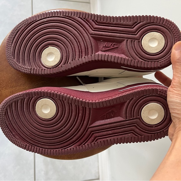 Nike Air Force 1 '07/40th ANV Metallic Gold DQ7582-100 Team Red - Picture 4 of 6